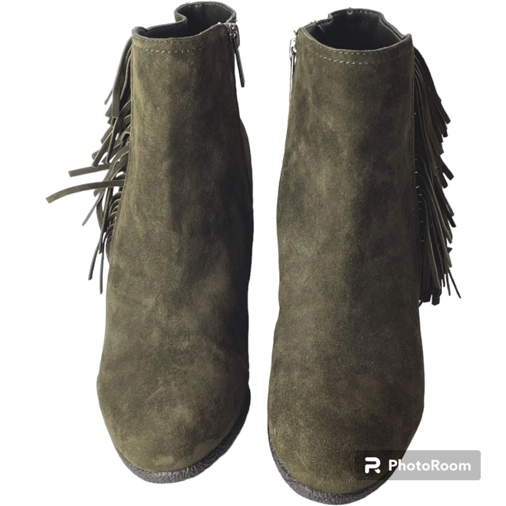 Vince Camuto Fringe Angle Bootie Olive Size 9 WIDE